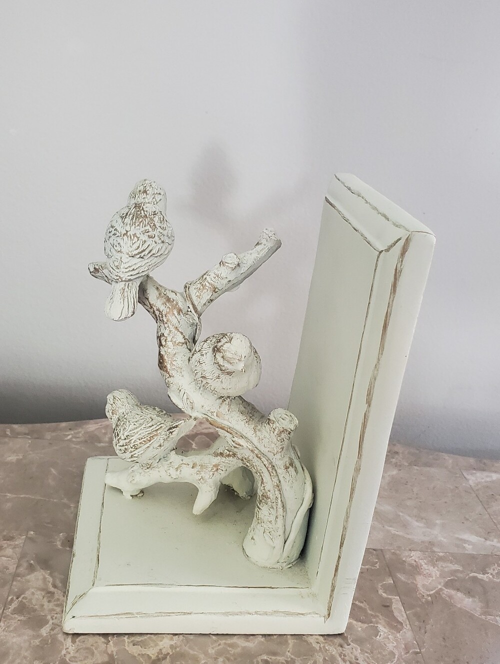 BIRDS PERCHING ON BRANCH ONE RESIN BOOK END DISTRESSED WHITE/CREAM